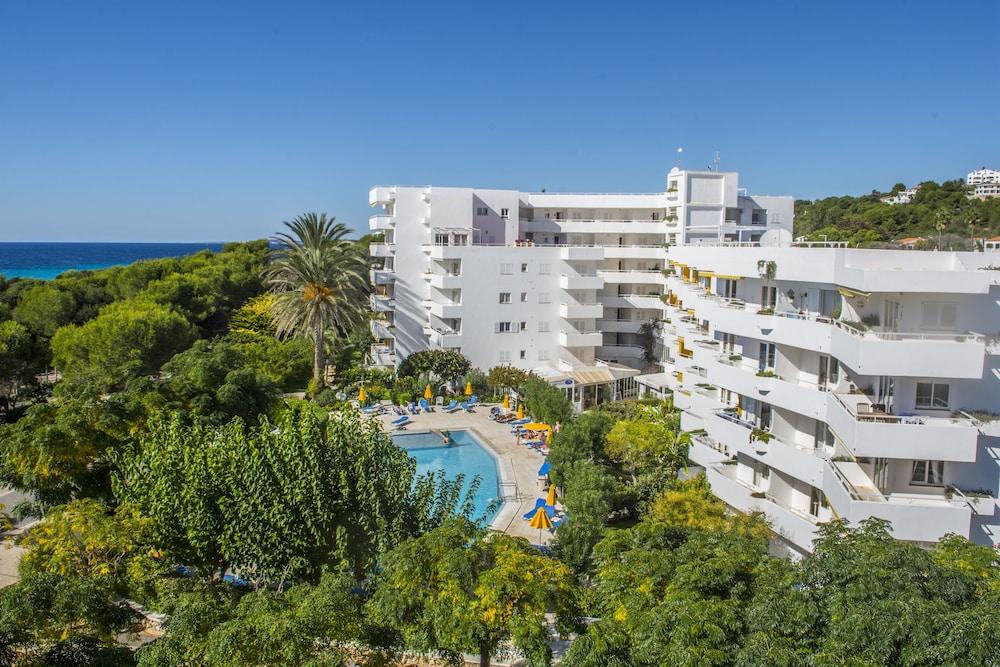 هاميلتون كورت أبارتامنتوس