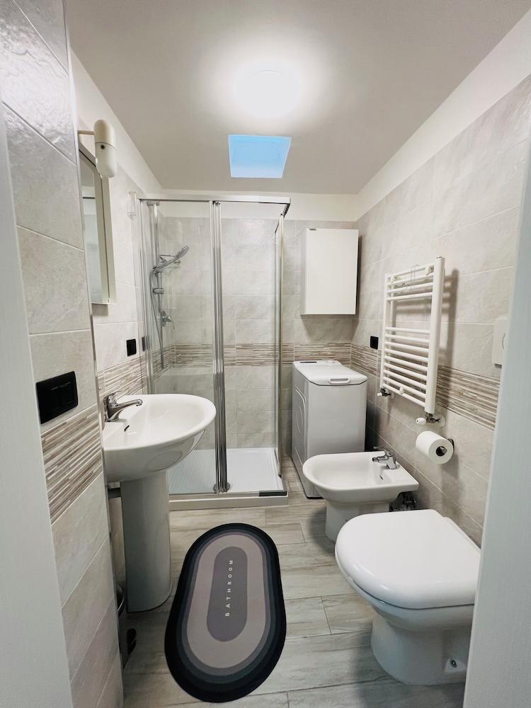 بي آند بي ماريريتا توريماجوري حمام