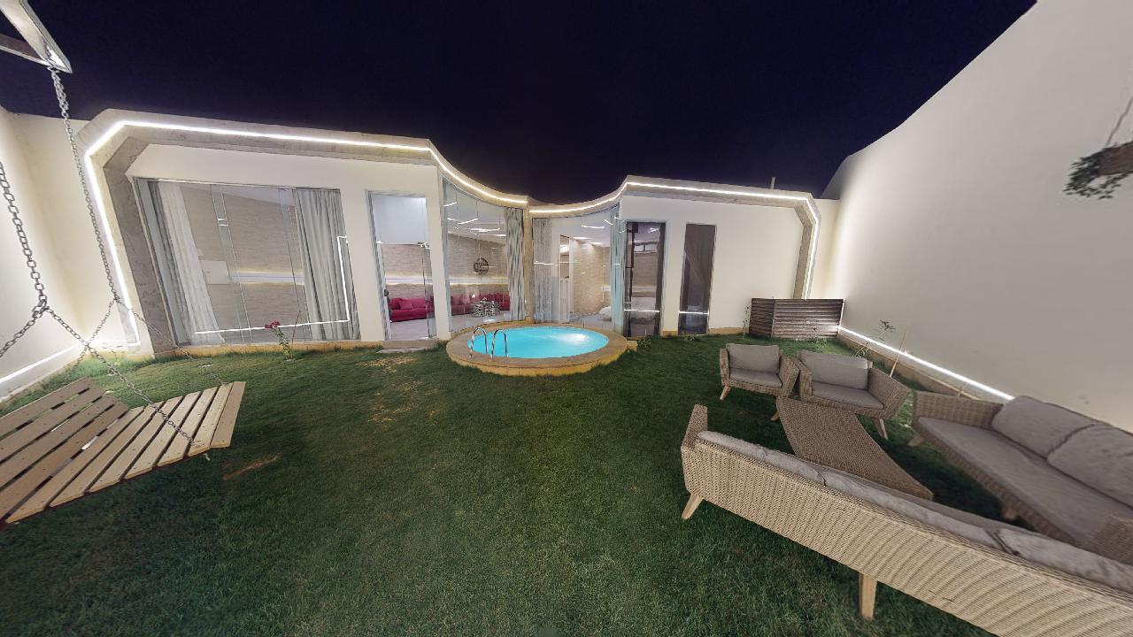 Attractive Chalet with Pool | 453