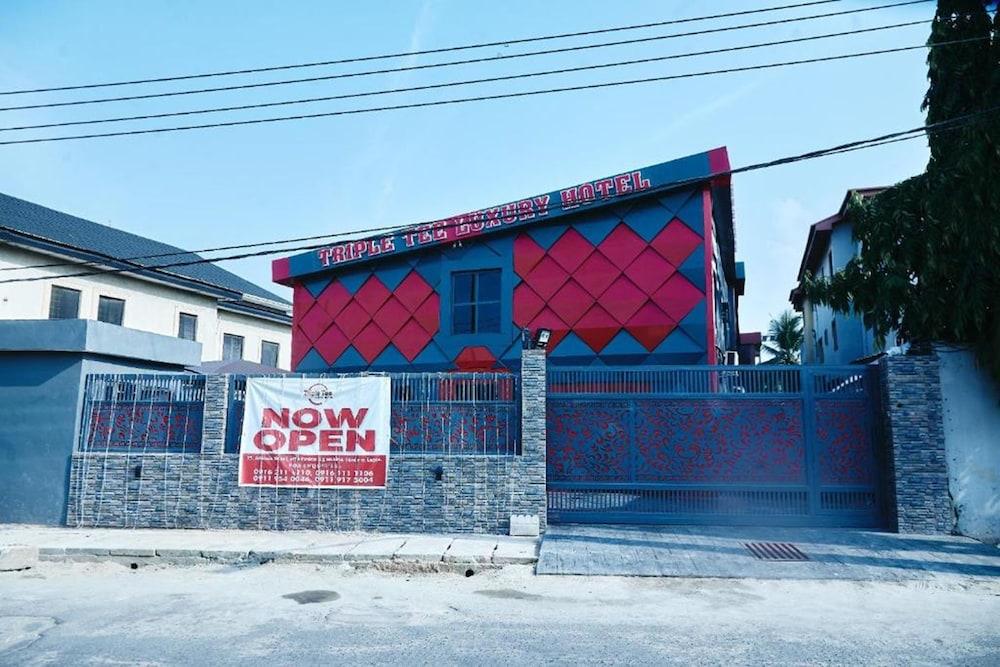 تريبل تي لاكشري هوتل