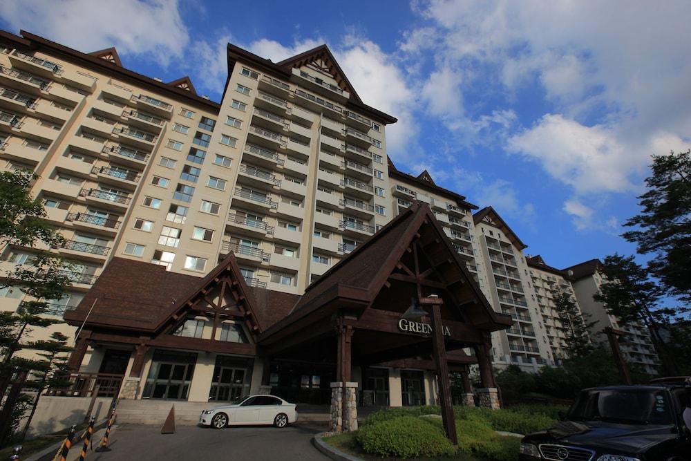 Mona Yongpyong Greenpia Condominium
