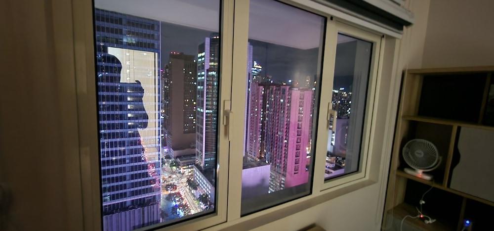 دوسيت تاني لايك سان أنتونيو ماكاتي 1 بد روم داخلي