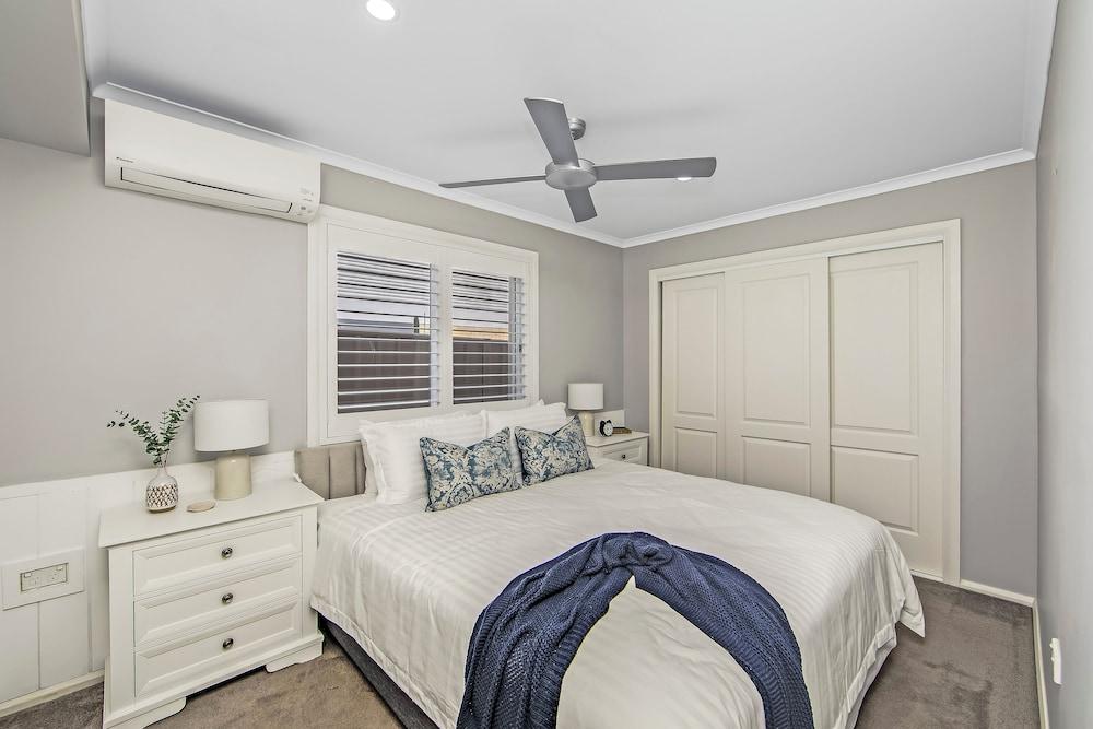 Shelly Beach Serenity Room