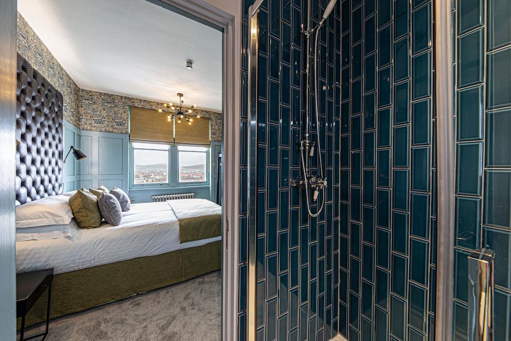 إسكايب بوتيك بي آند بي غرفة