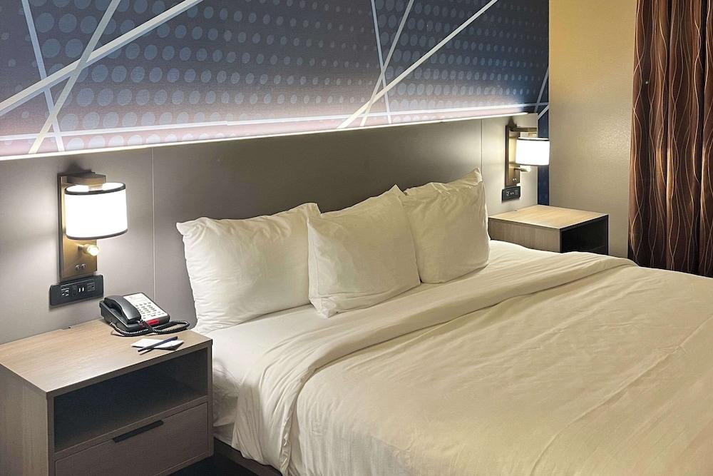 كومفرت سويتس سيمبسونفيل - جرينفيل