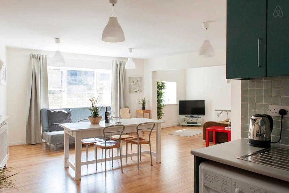 مترو ستايز - تمبل بار 11 منطقة المعيشة