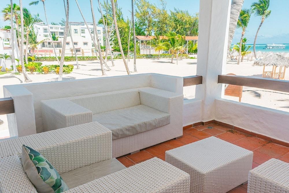 Stanza Marec-202 Ocean View Condo Playa Bavaro Interior