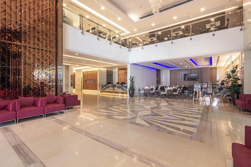 جاسمين جراندي ريزيدنس منطقة الجلوس في الردهة