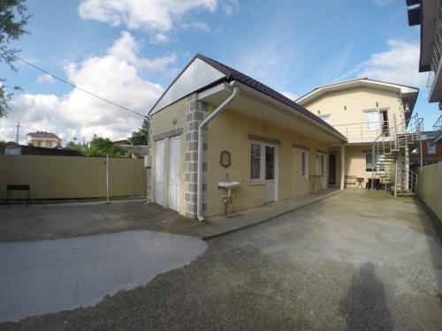 Aprel Guest House