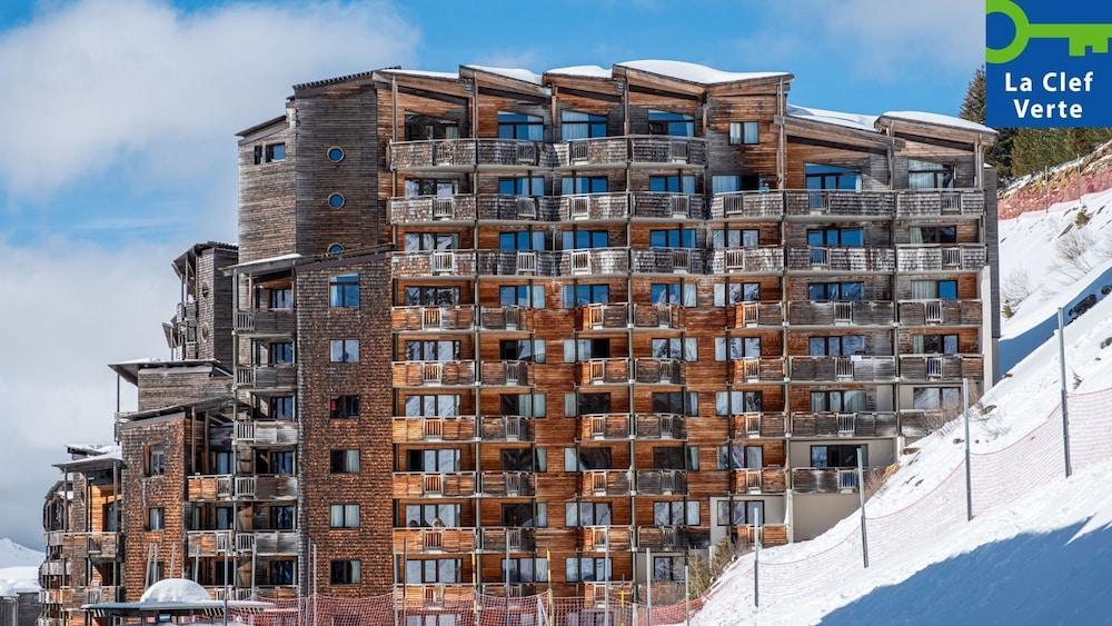 ريزيدونس بيير إي فاكونس أفوريا إليكترا