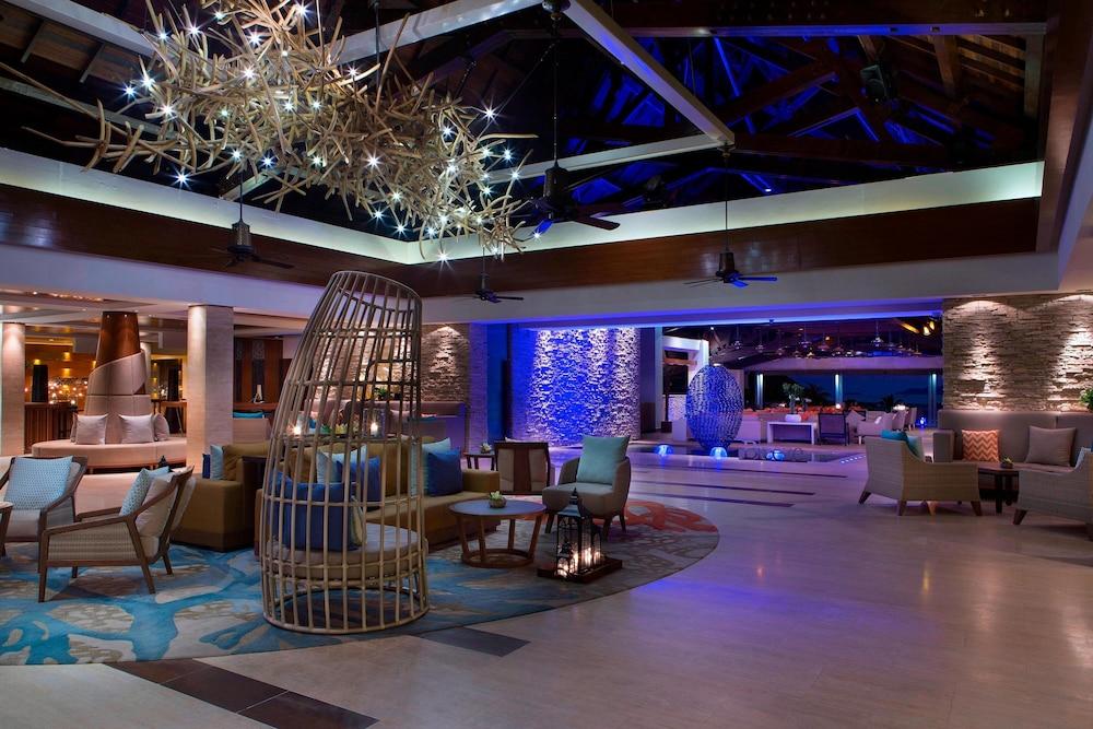 منتجع ونادي صحي ويستن لانكاوي الردهة