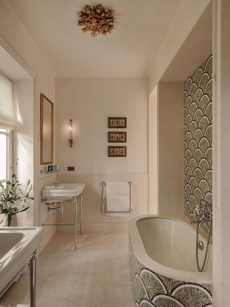 هوتل بارتيكيولر مونتمارتر غرفة