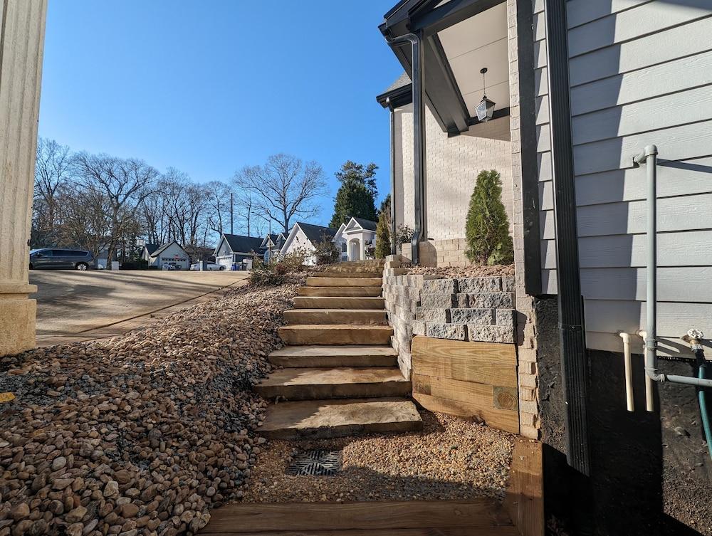 كولوني سويت - بريدججيت المنطقة الخارجية