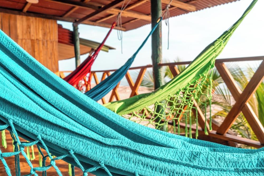 The Mompe Hostal Beach Exterior