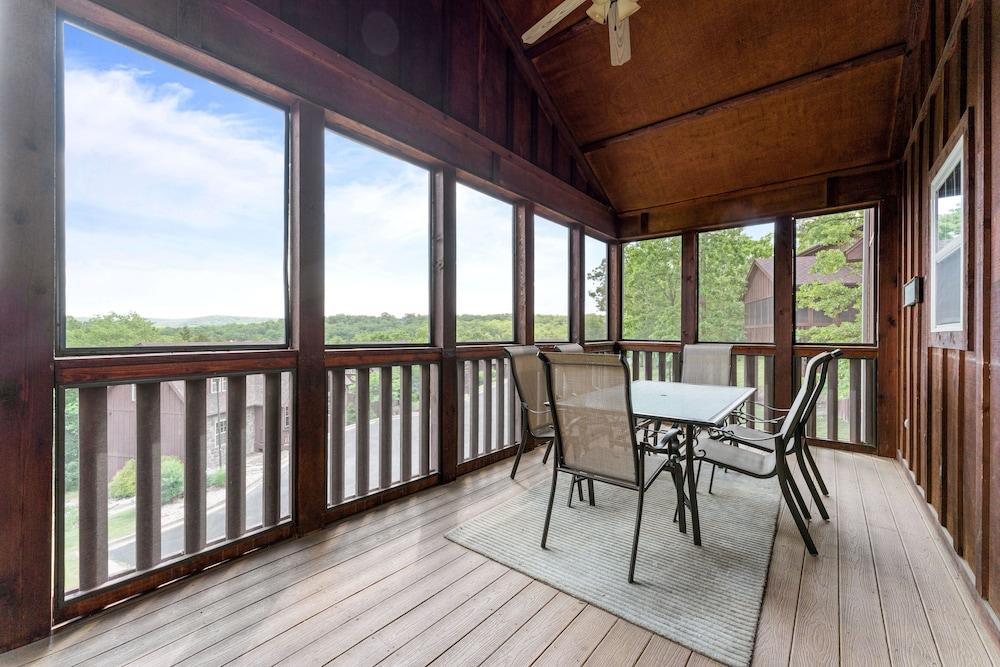 Lazy Jc Lodge 4 Bedroom Lodge by RedAwning Property Grounds