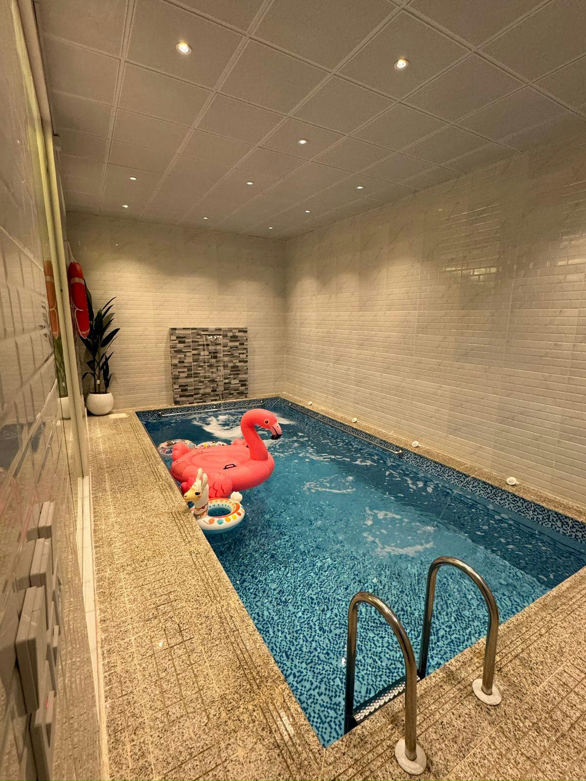 Elegant Chalet with Pool | 4946