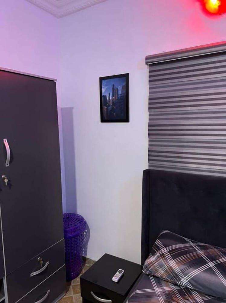 إنيرتيا بليس - لوفيلي 1 بد روم أبيرتمنت غرفة