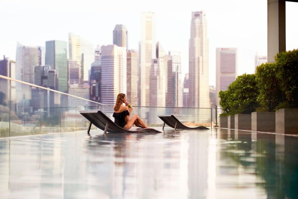 جي د ب و مريوت هوتل سينجابور ساوث بيتش زحليقة مائية