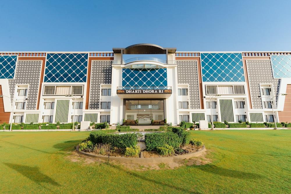 Dharti Dhora Ri - A Sand Dune Resort Exterior
