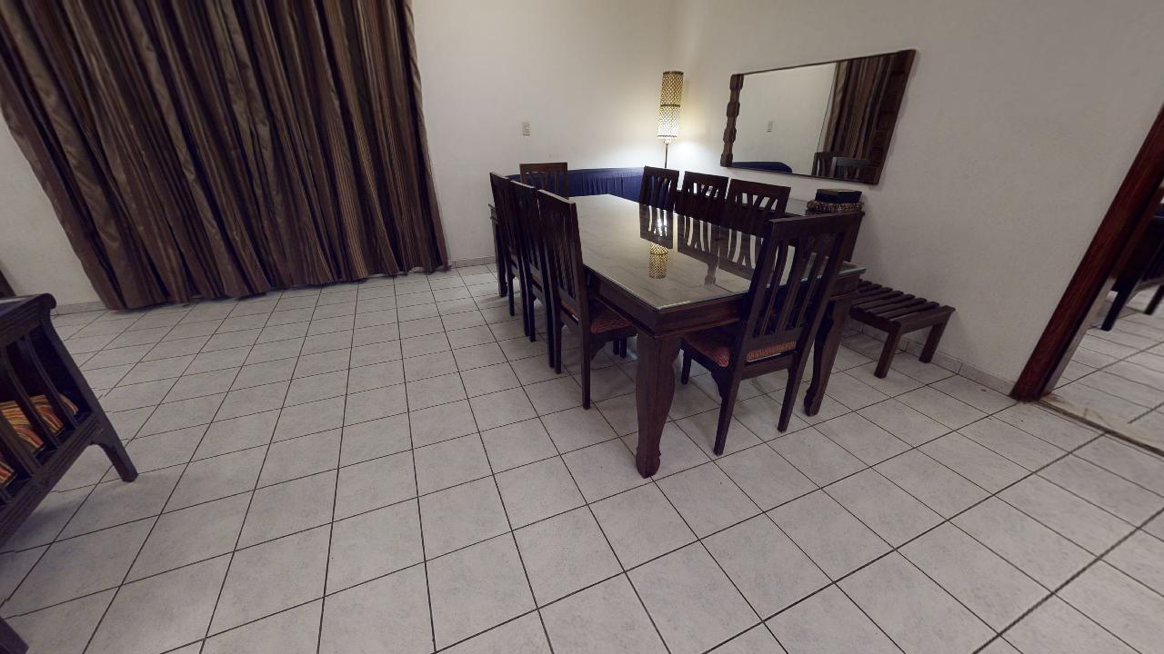 شاليه بتصميم انيق وبأثاث مريح وبسيط | 1019 تناول الطعام