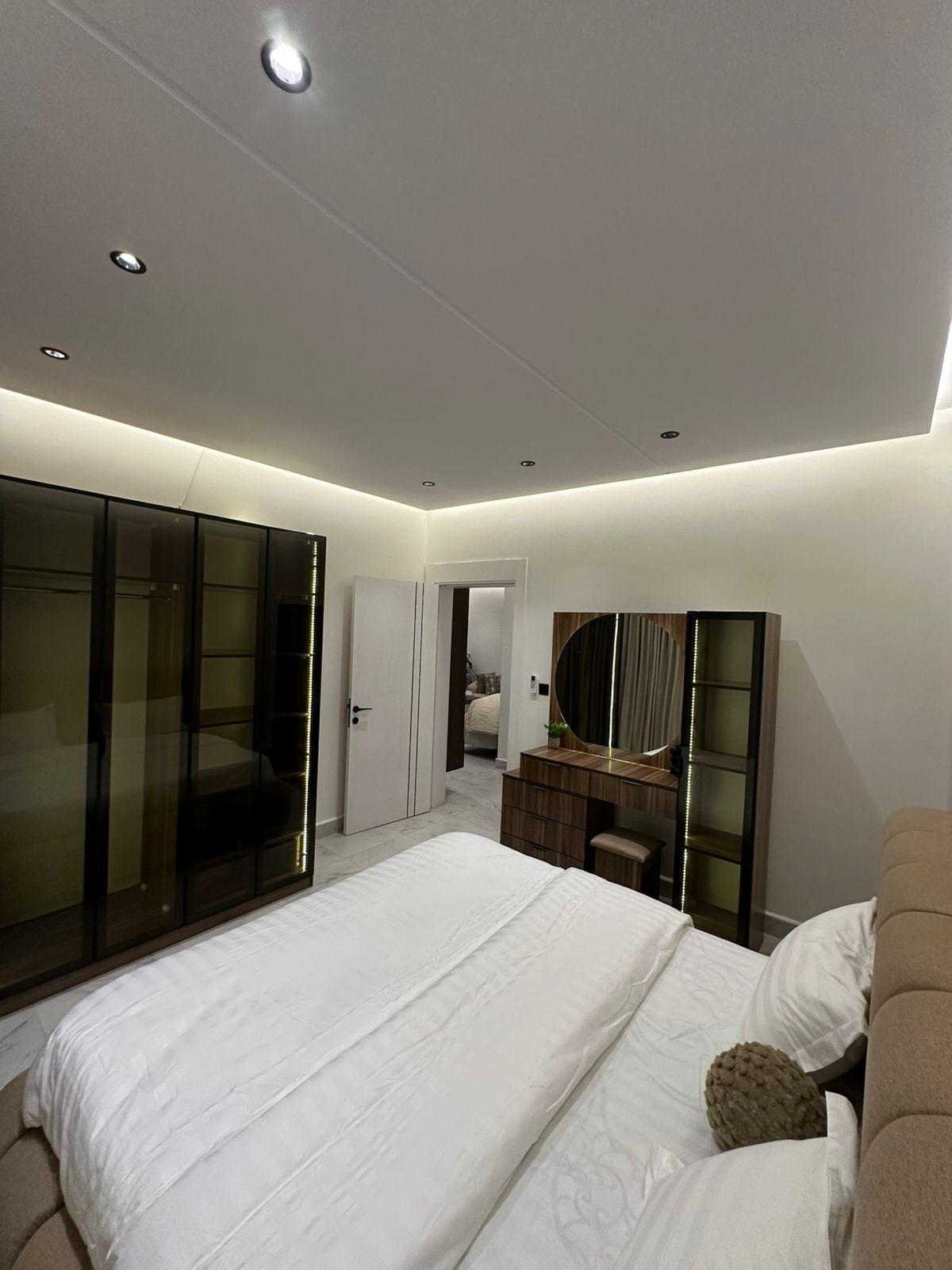Modern Apartment with Self Check-in | 5734 Bedroom