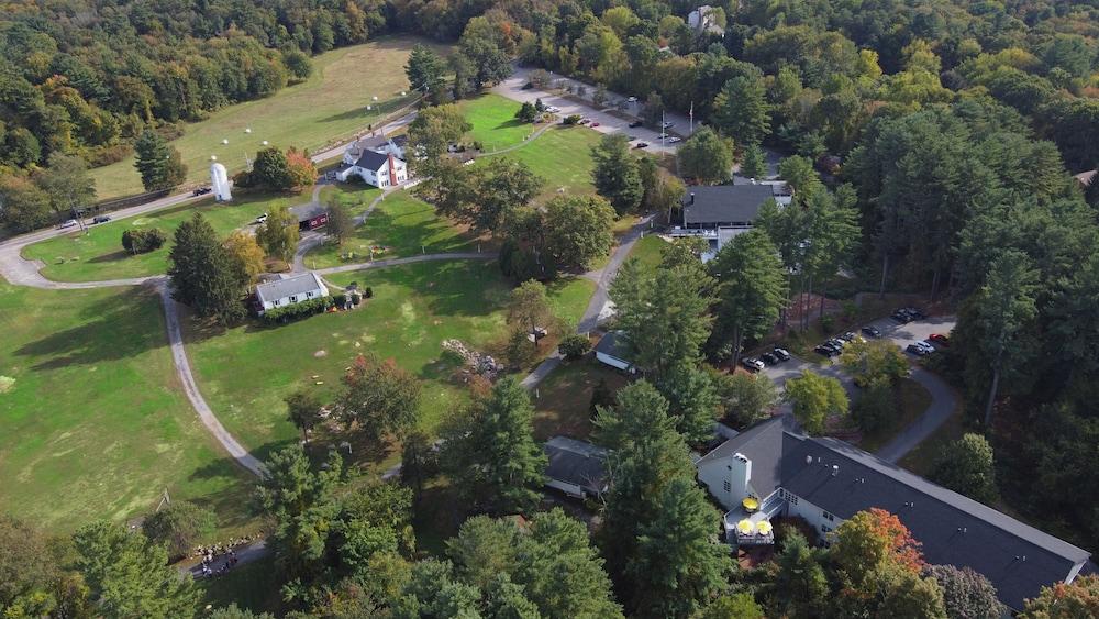 Warren Conference Center and Inn Property Grounds