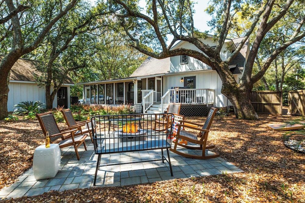 أورتشارد باي أفانتستاي ويمسيكال هوم بي/ لوش باكيارد