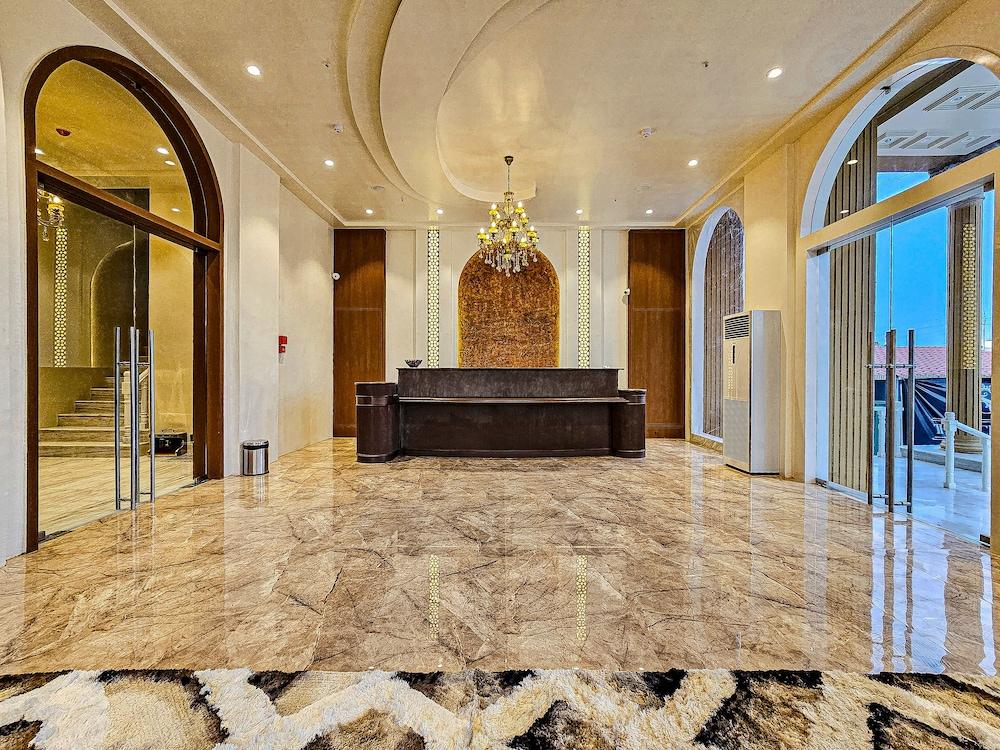 Hotel S Crown Somnath