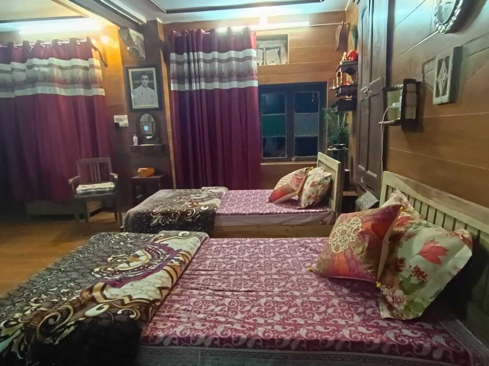 جاكيرا هيريتيدج فيليدج هوم ستاي غرفة
