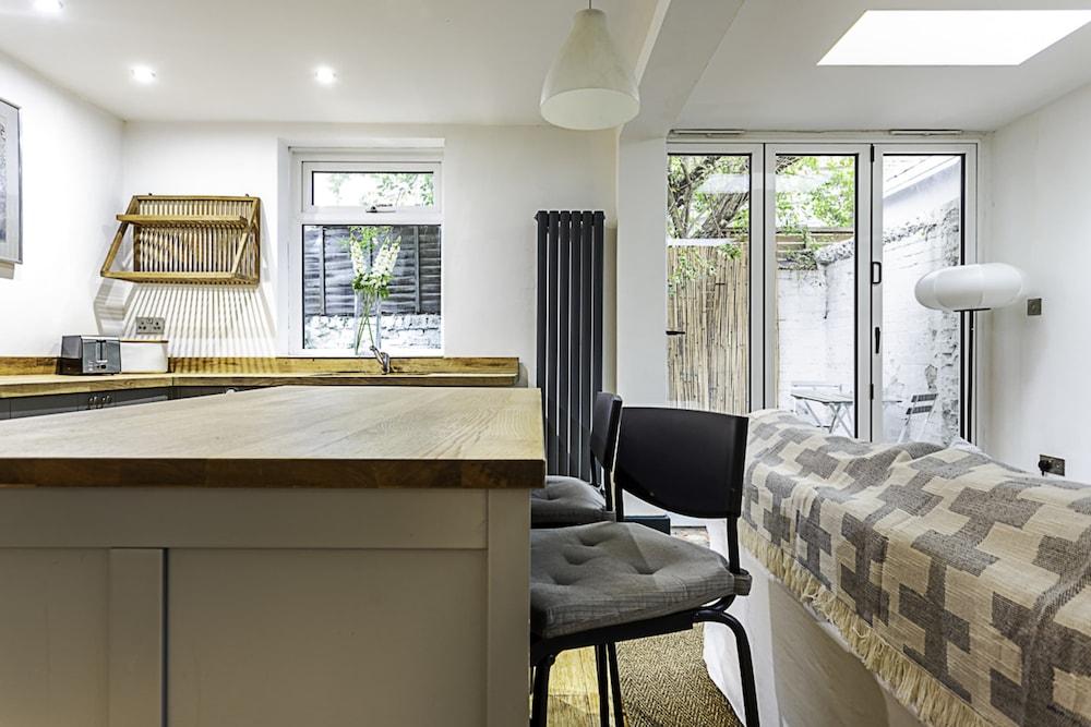 ستيليش باتيرسيا هوم داخلي