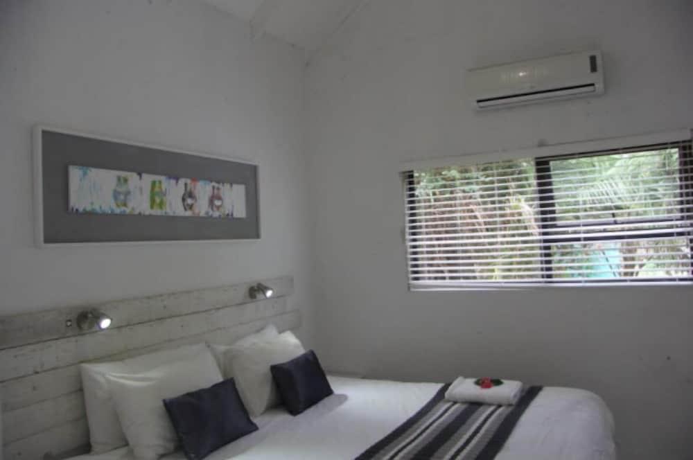 Baleia Azul 16 A & C Room