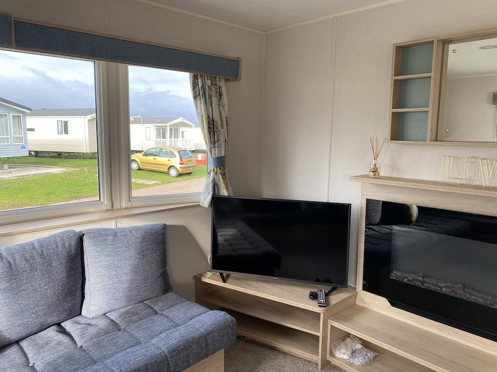 Charming 3-bed Holiday Home at Primrose Valley