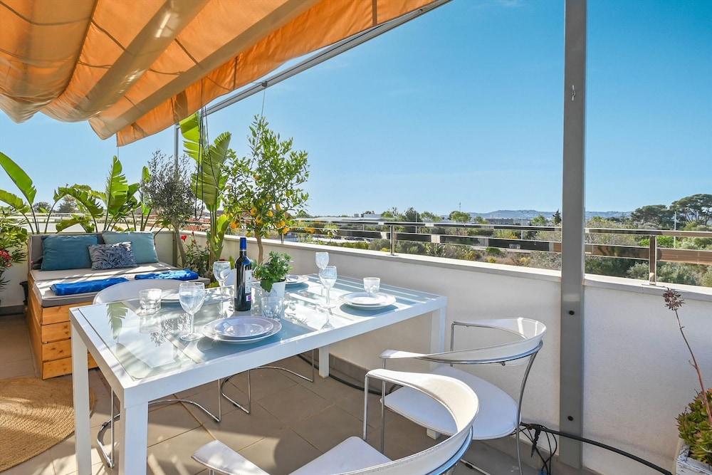 أمبار إن جافيا ويذ 3 بد رومز آند 2 باث رومز غرفة