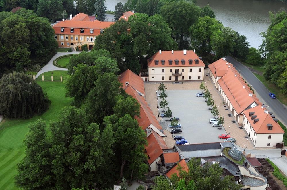 هوتل شاتو ستيرين