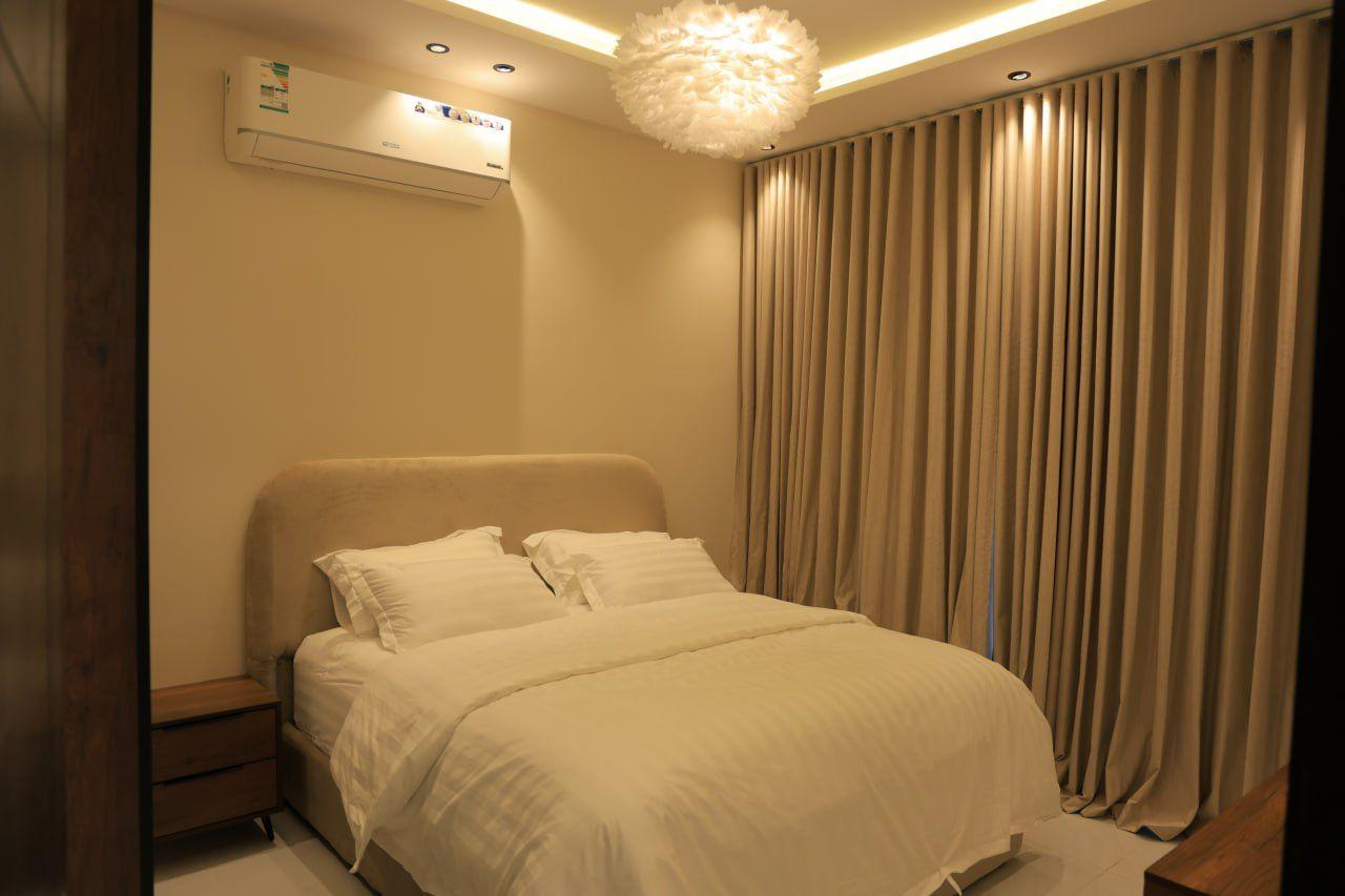 Attractive Apartment with Comfortable and Simple Furniture | 5582 Bedroom