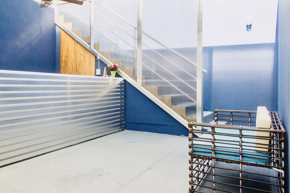 روم إن كوندو - ك ندوهوتتل فيث أفينيو كينج تريبل ستوديو داخلي