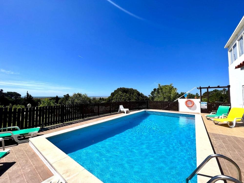Tavira Vila Formosa 2 With Pool by Homing Room