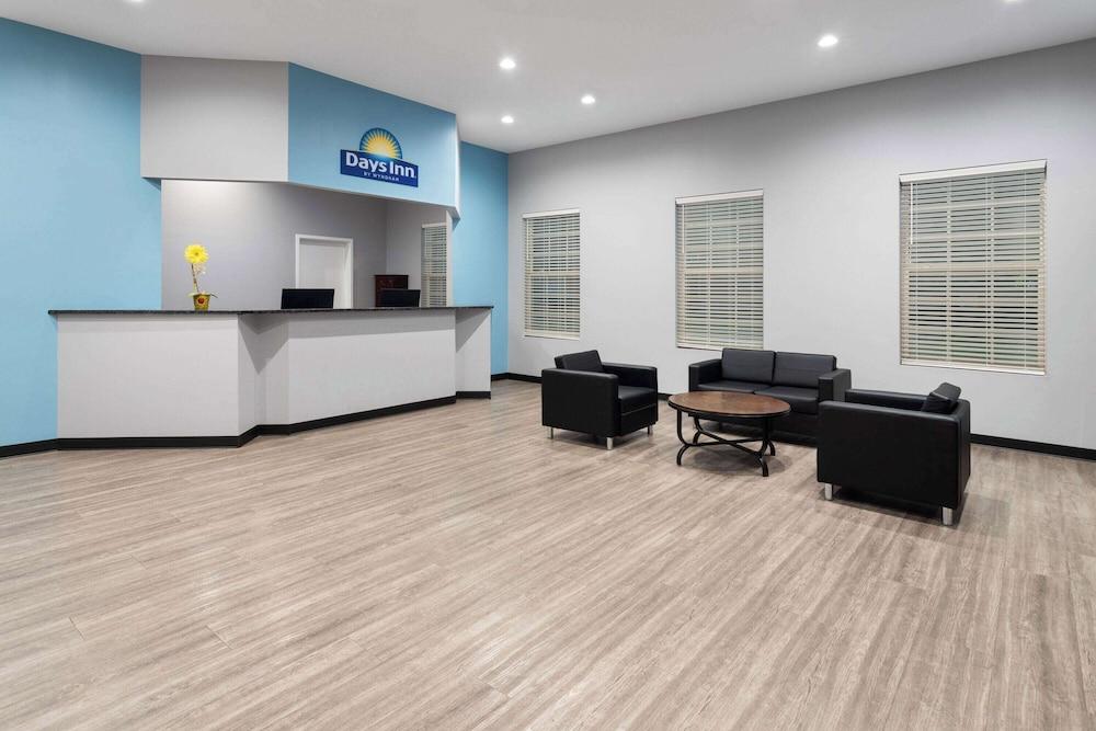 دايز إن باي ويندام فريديريك الردهة