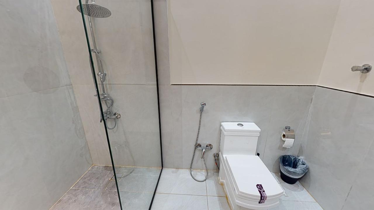 Luxurious Chalet with Kids Playground | 1272 Bathroom