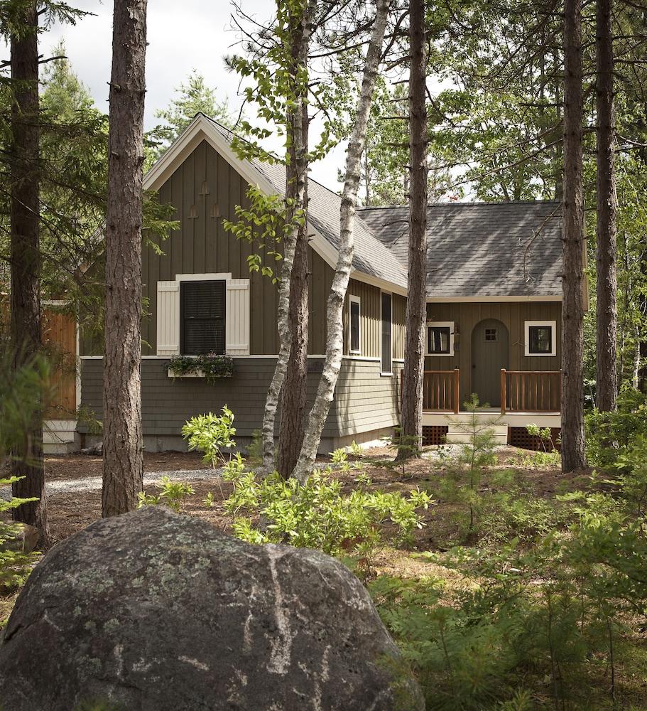 Hidden Pond Exterior
