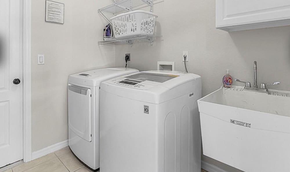 فاميلي فريندلي - برايفت بول - سليبس 10 داخلي