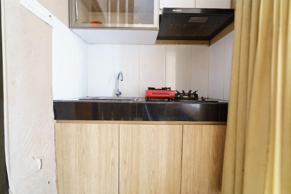OYO 93922 Apartemen Gateway Pasteur By Sinta Room