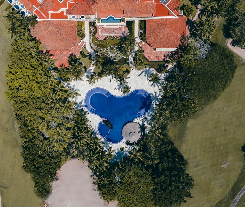 Casa Velas Adults Only All Inclusive Exterior