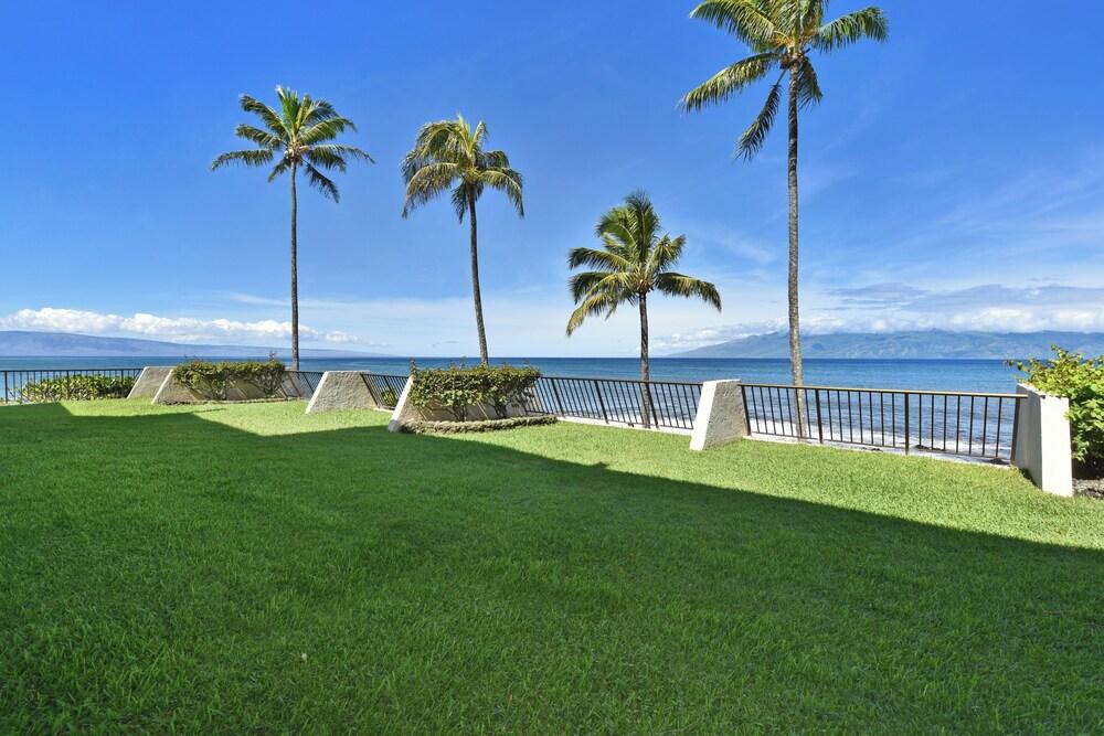 Napili Point B5 Exterior