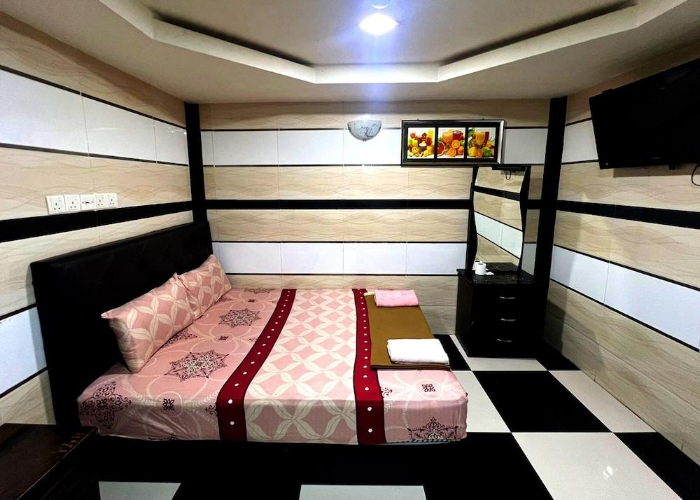كوتا دامانسارا بيزنس هوتل