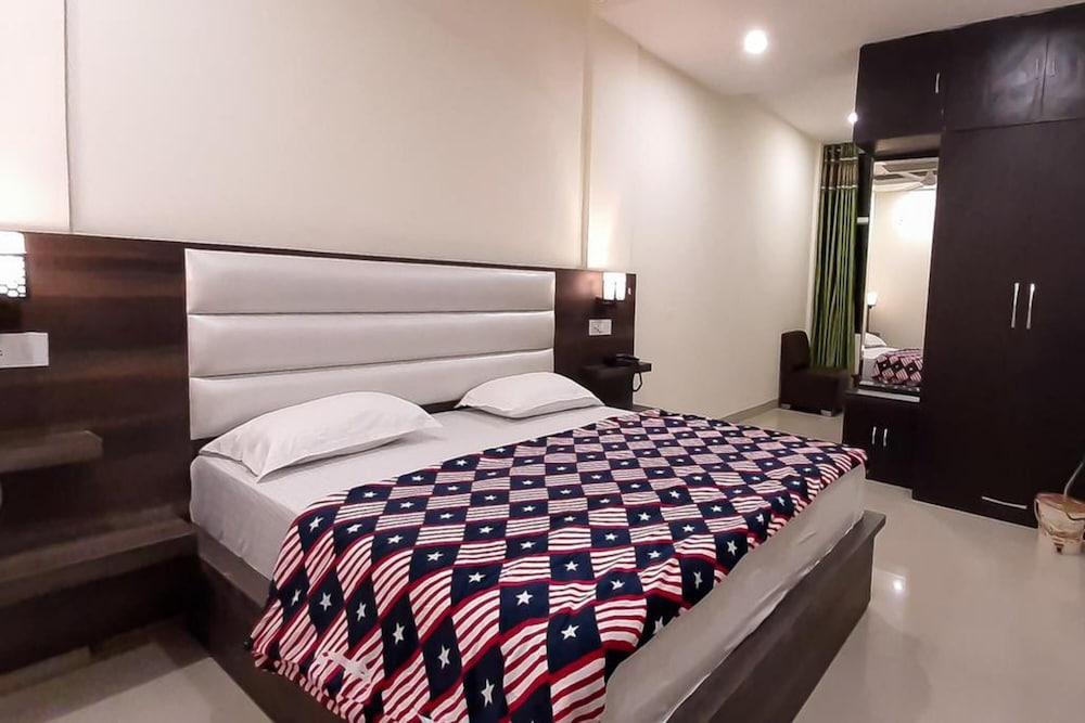 هوتل جرين بارك غرفة