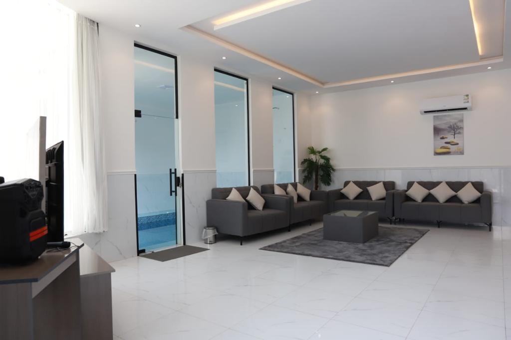 Amazing Chalet with Pool | 4023 Living Room