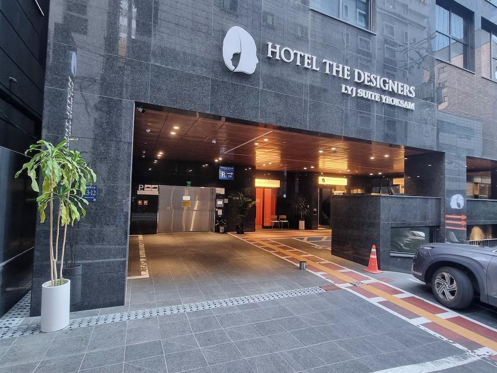 هوتل ذا ديزينرز ليج سويت ييوكسام المنطقة الخارجية