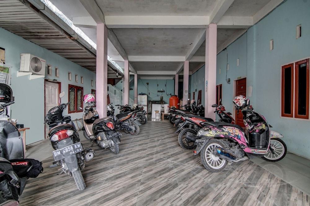 سبوت أون 92449 ليبرسا هوم ستاي سياريا الردهة