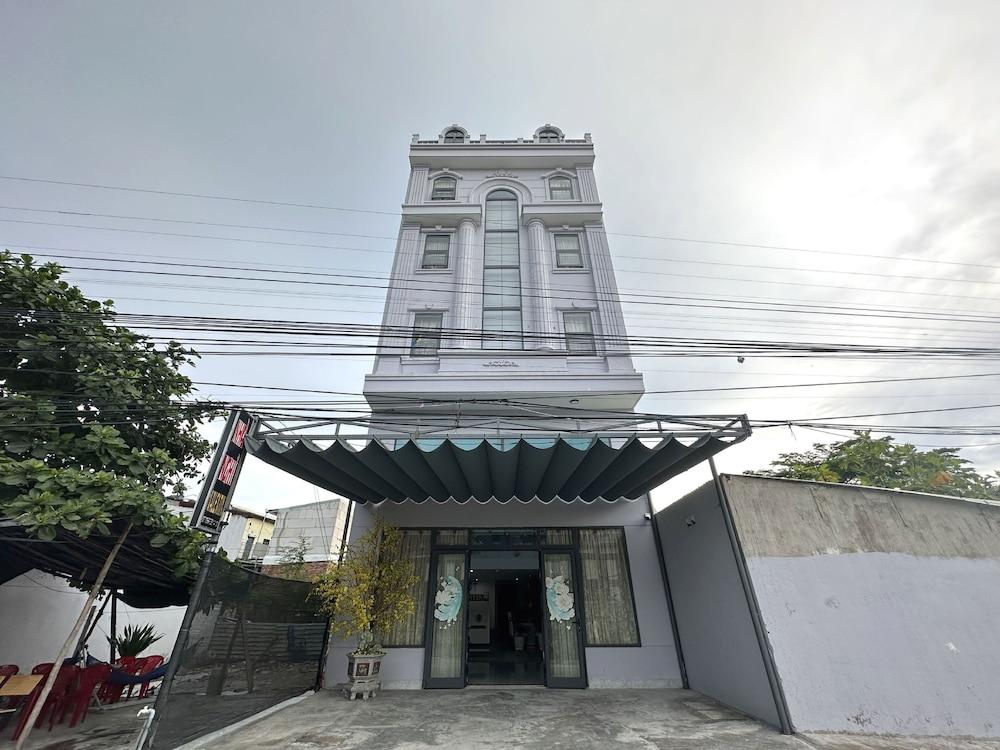 فالينتين هوتل